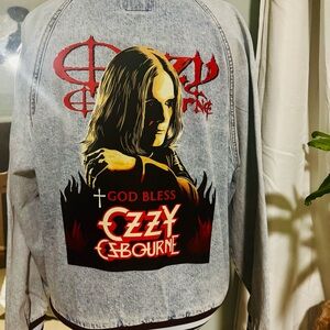 Women's Medium Ozzy Ozbourne blue Jean Wild Fable Light Wash Denim Jacket